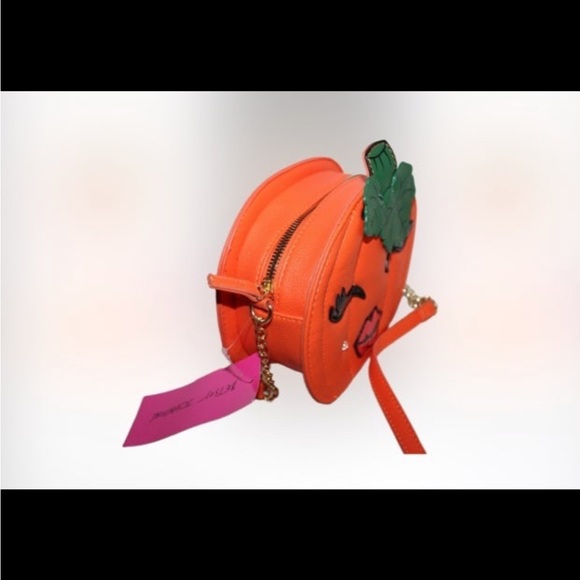New Betsey Johnson KITSCH BETSEYLANTERN CROSSBODY ORANGE - Picture 8 of 10